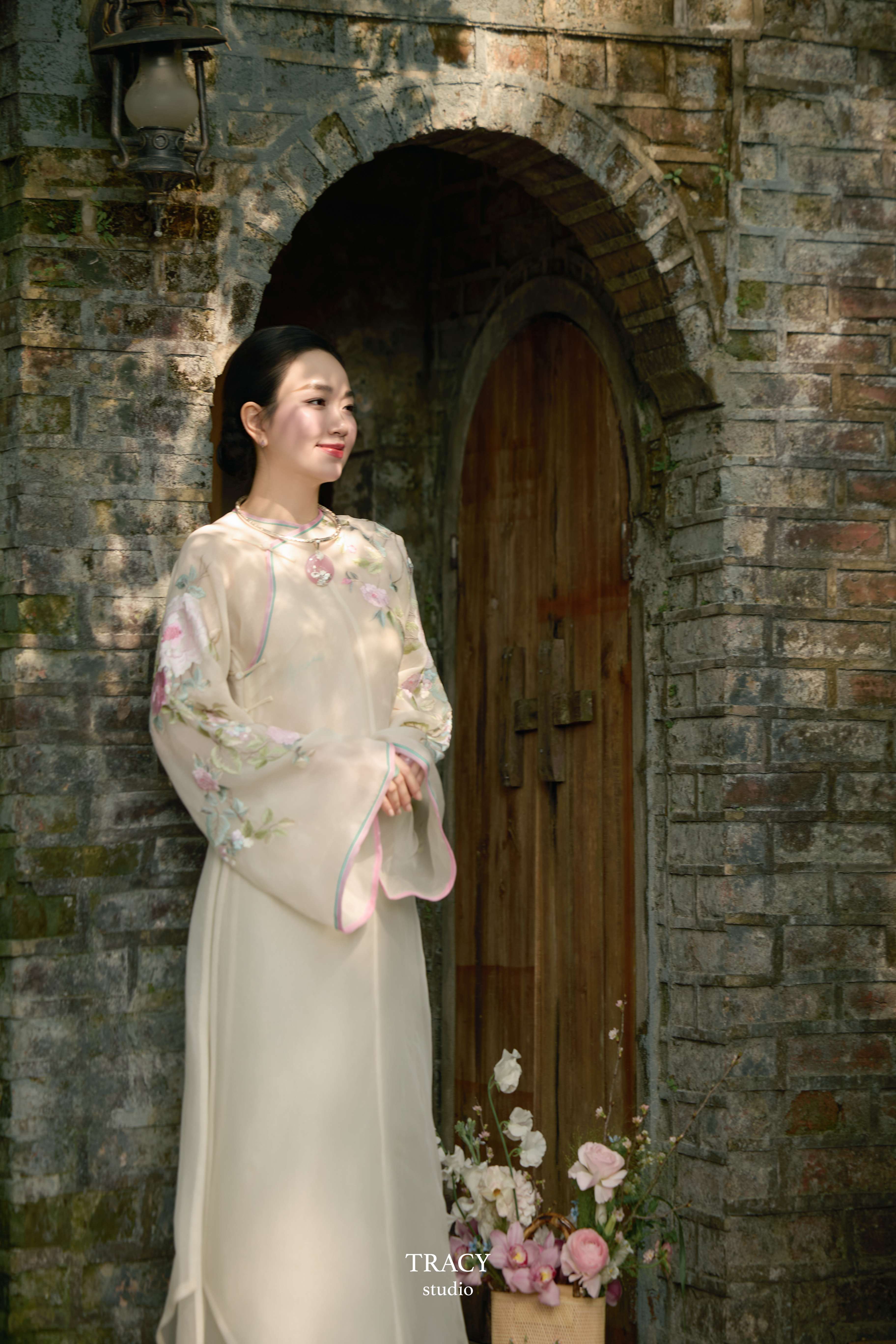 frontend/img/gallery/anh-tet-yem-ao-dai/tracy-studio-chup-ao-dai-lan-huong (8).jpg